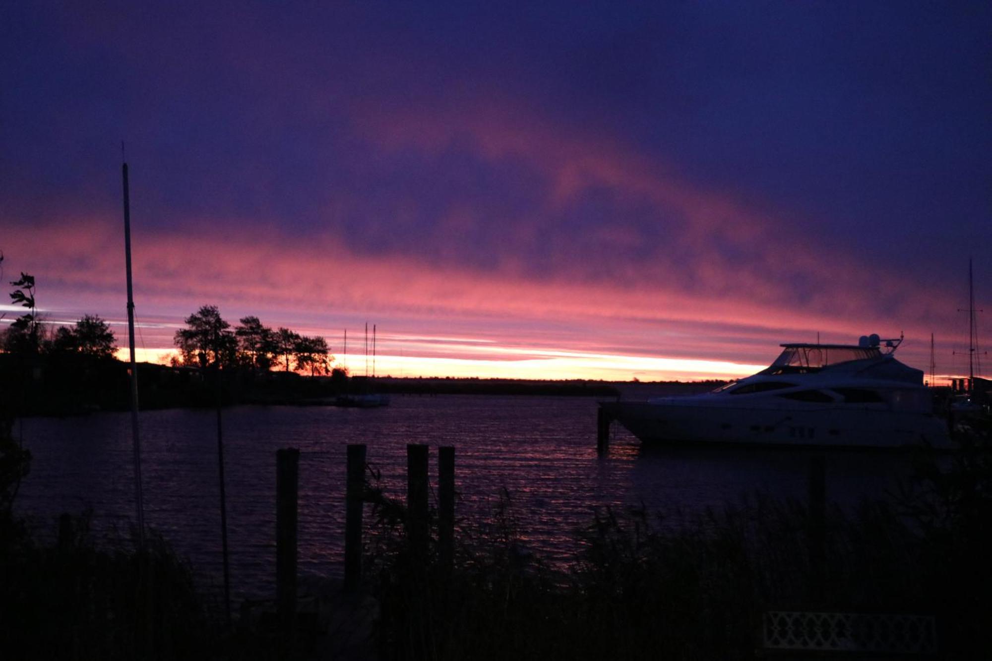De Druif 6 Pers Holiday Home Close To The National Park Lauwersmeer Anjum Экстерьер фото
